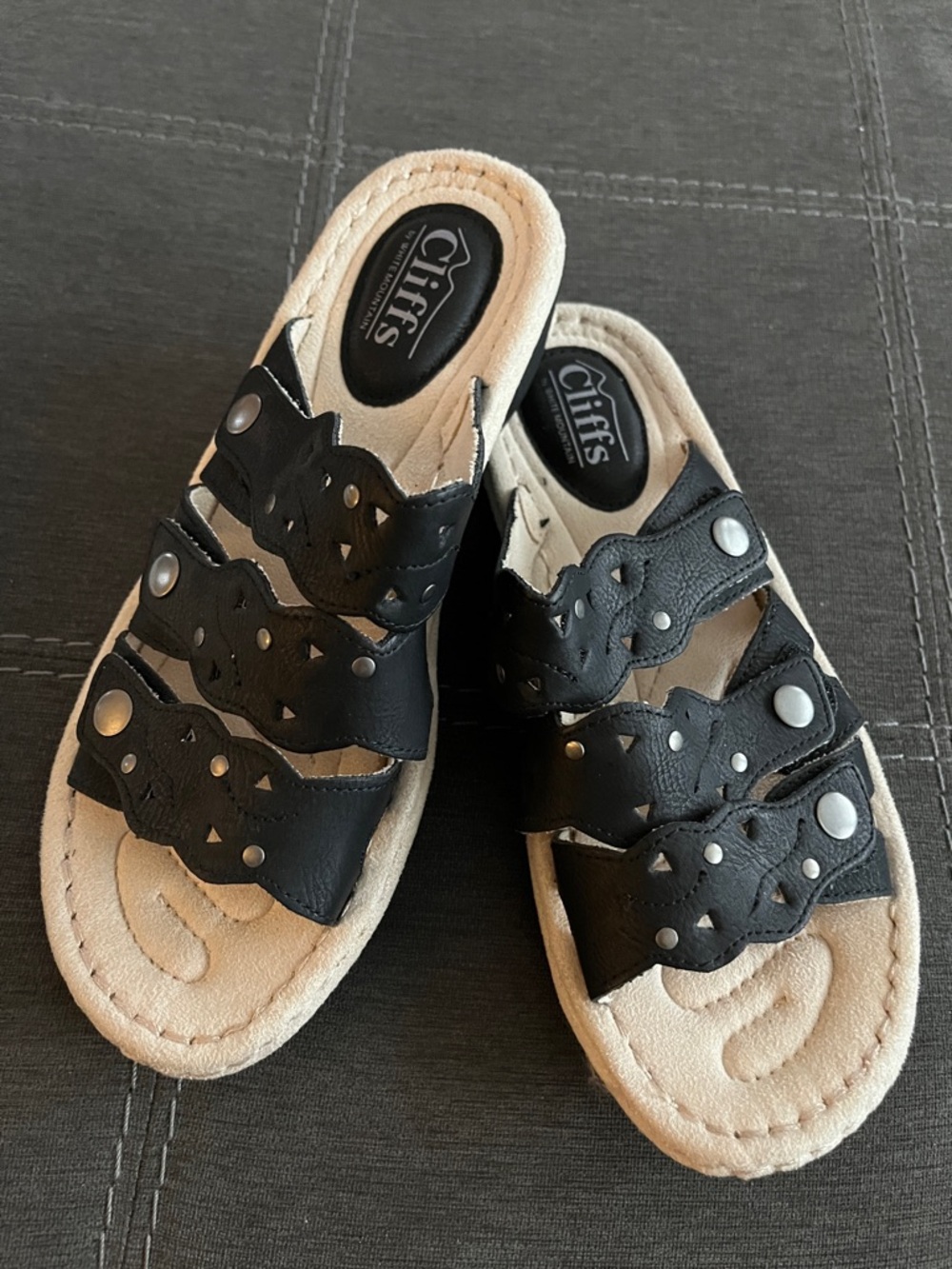 Cliffs by WHITE MOUNTAIN Black Triple-Strap Slide Mules